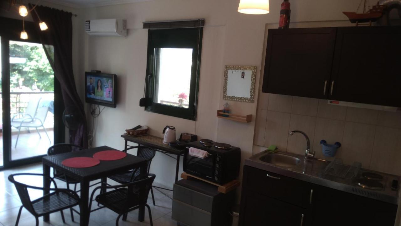 Garden Maisonnette 2-Bedrooms Sleeps 6 Adults 200M From Sandy Beach Asprovalta Bagian luar foto