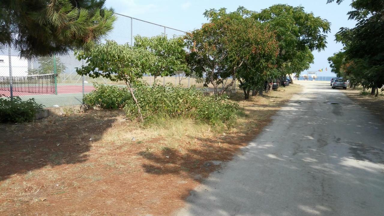 Garden Maisonnette 2-Bedrooms Sleeps 6 Adults 200M From Sandy Beach Asprovalta Bagian luar foto