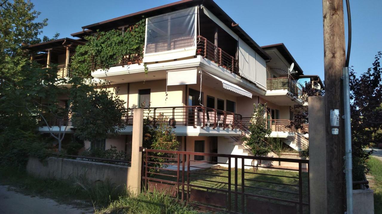 Garden Maisonnette 2-Bedrooms Sleeps 6 Adults 200M From Sandy Beach Asprovalta Bagian luar foto