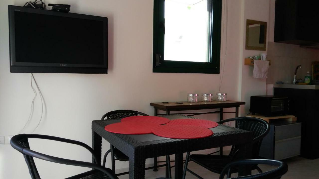 Garden Maisonnette 2-Bedrooms Sleeps 6 Adults 200M From Sandy Beach Asprovalta Bagian luar foto